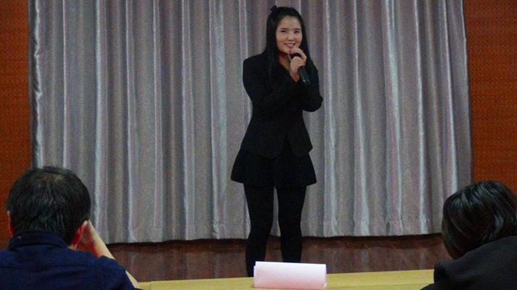 郭蕊紅深情演唱《遇見》