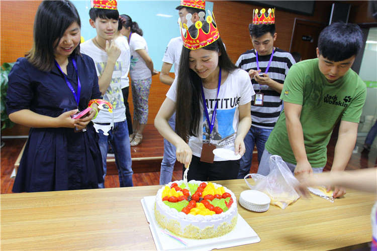 We are young 我們正年輕，天互數(shù)據(jù)6月生日會(huì)
