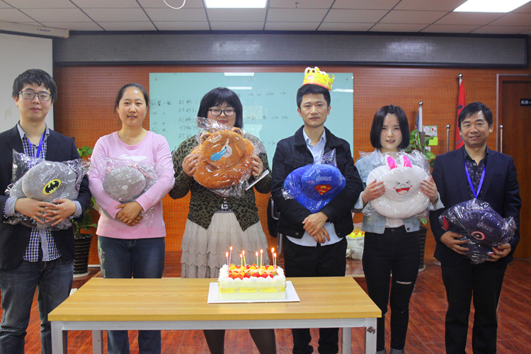 天互數(shù)據(jù)4月生日會，定格青春的記憶